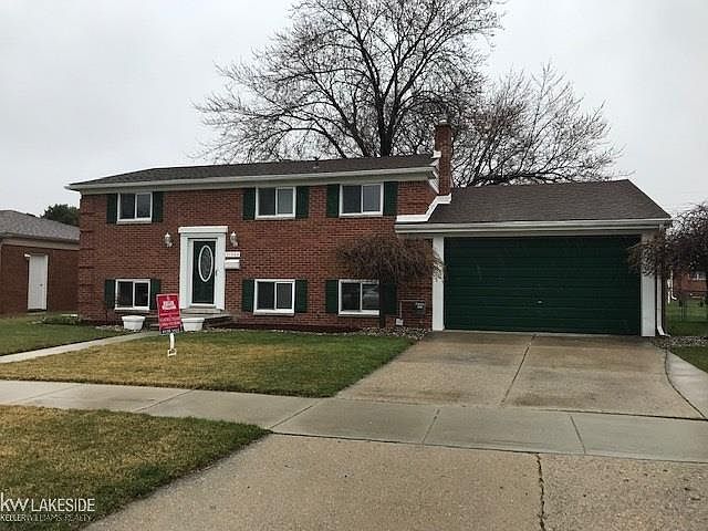1st image of 31044 Shawn Dr