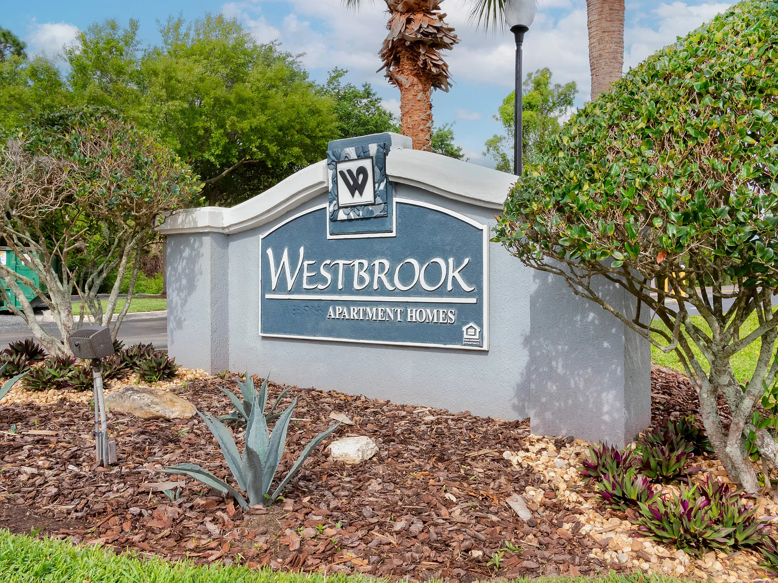 Westbrook Apartments — Photo 1