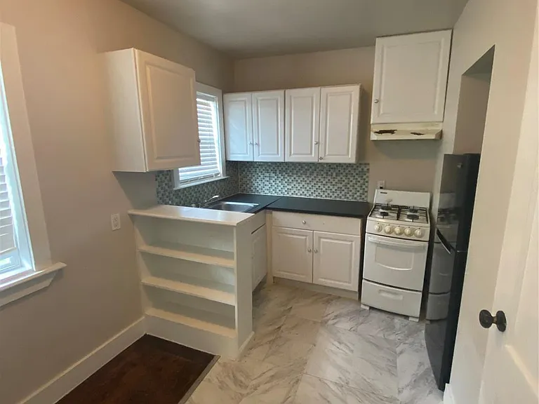 1624 Holman St #20 — Photo 1