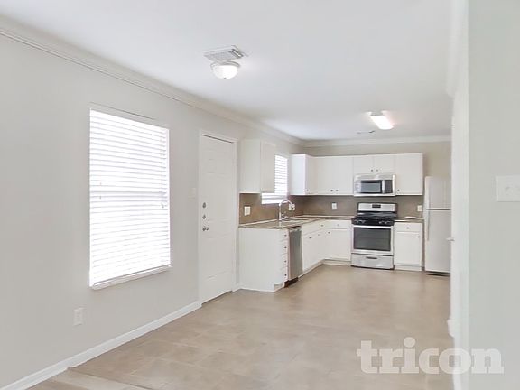 5th image of 20814 Fox Swift Ct