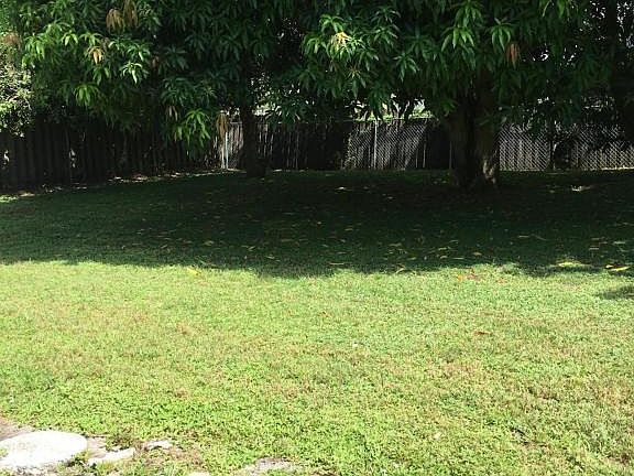 4th image of 343 Vin Rose Cir SE