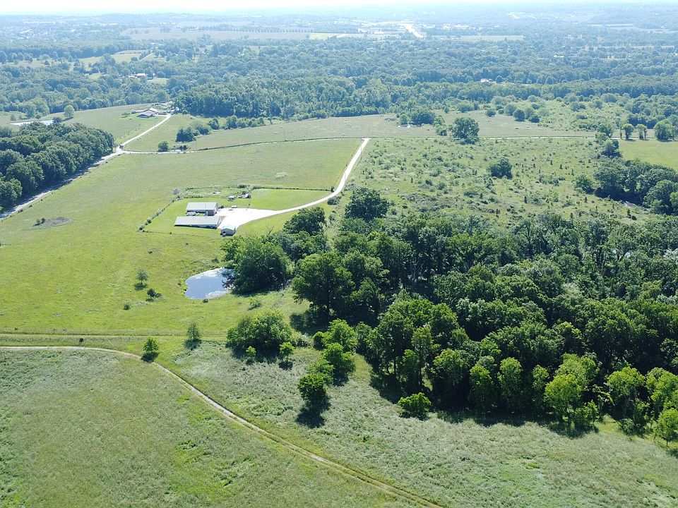 2nd image of 865 Muskego Road