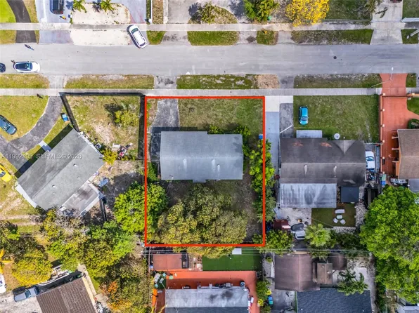 5020 NW 182nd St, Opa Locka, FL 33055