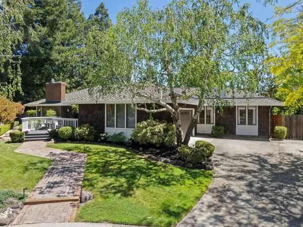 95 Park Meadow Ct, Alamo, CA 94507