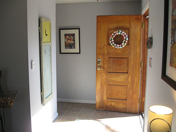 3rd image of 809 Carolina Ave