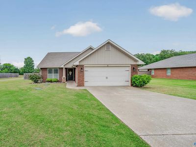 221 Waxmyrtle Dr, Harvest, AL, 35749
