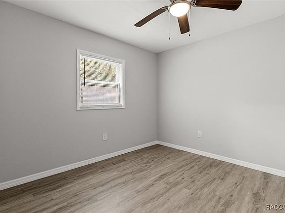 4th image of 1820 E Evelyn St