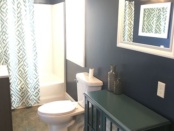 Large bath on main floor