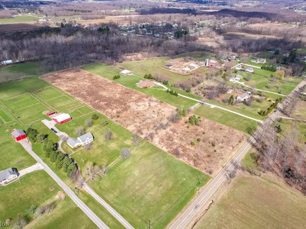 Freshley Ave NE, Alliance, OH 44601