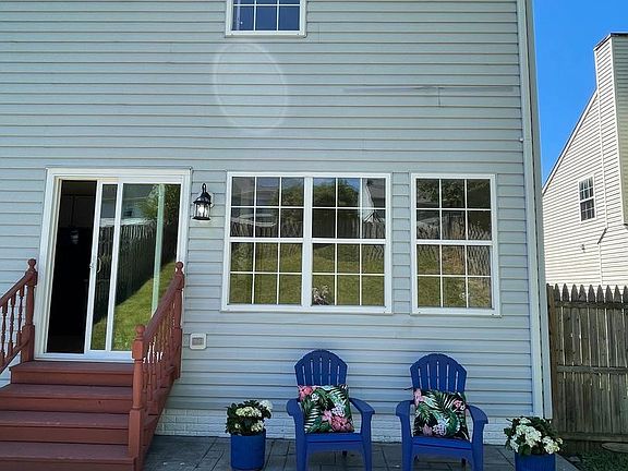3rd image of 5 Ashley Ct