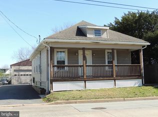 130 S Dupont Rd, Elsmere, DE 19805