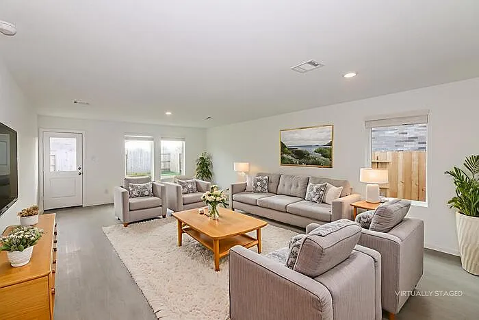 3 bed, 2.0 bath, 1538 sqft, $1,934 — Photo 4