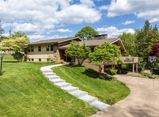 113 Queens Ct, Pittsburgh, PA 15237