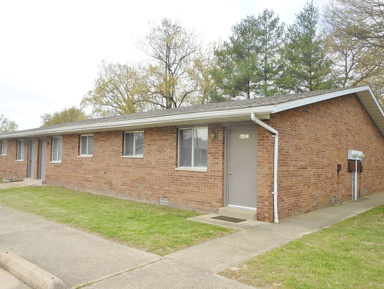 1st image of 604 Patty Dr APT C