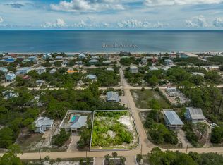 996 W Bay Shore Dr, Eastpoint, FL 32328