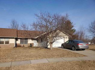 50 Blue Stem Ct, Iowa City, IA 52240