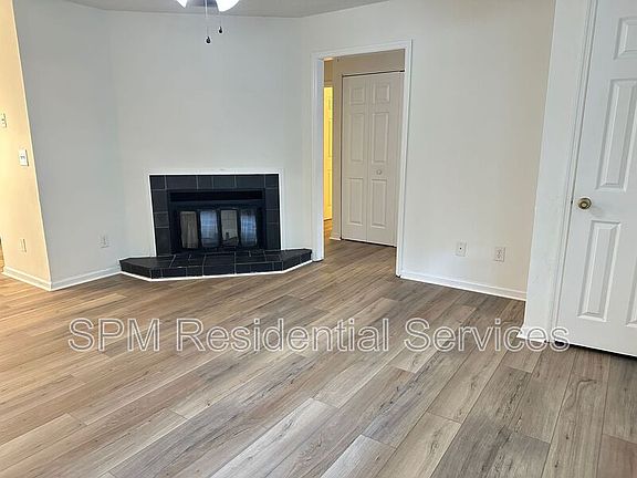4th image of 581 Parkway Blvd