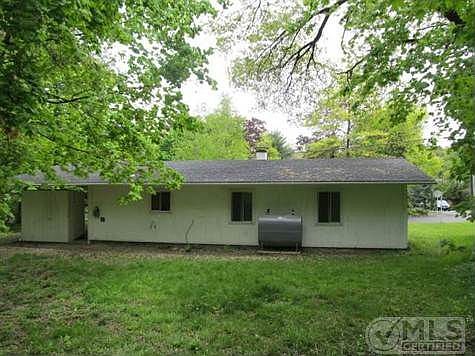 2nd image of 21 Harrington St