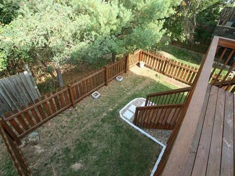 801 Merlins Way — Photo 4