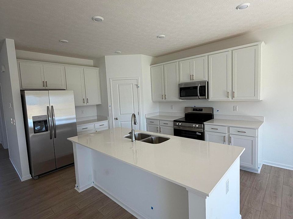 2nd image of 11809 Oriole Slough Ln