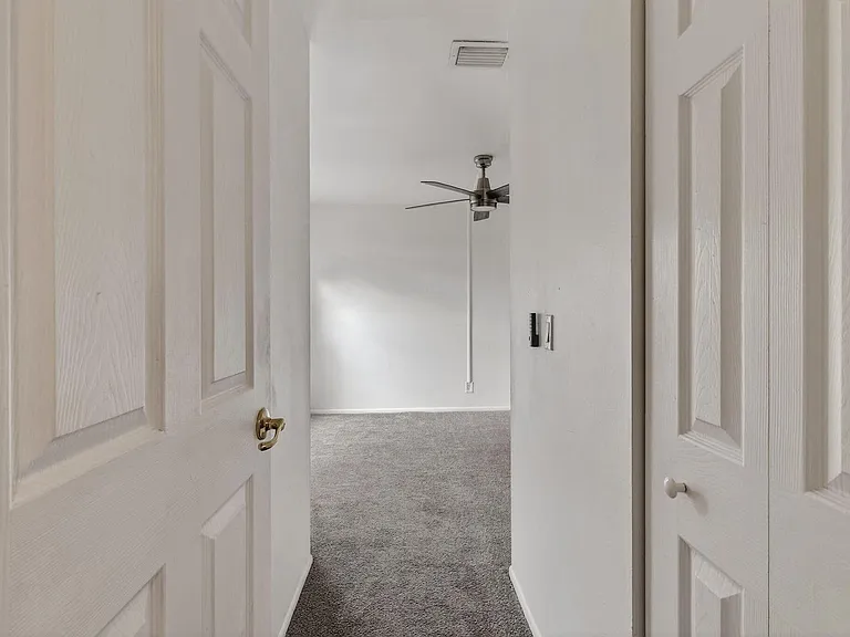 3502 Gardens East Dr #B — Photo 50