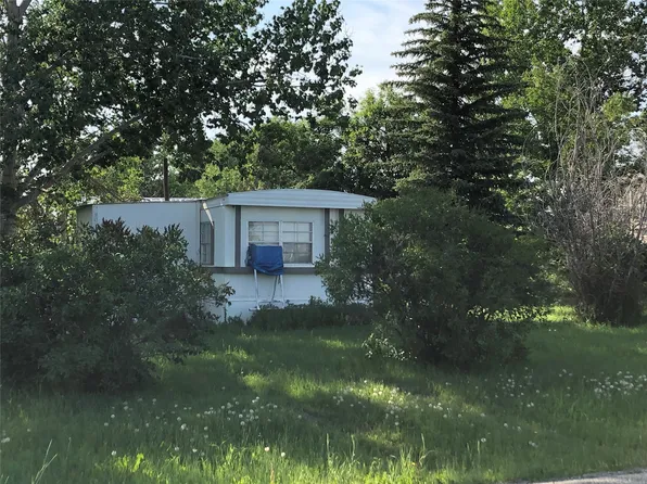 304 & 306 S Montana St, Conrad, MT 59425