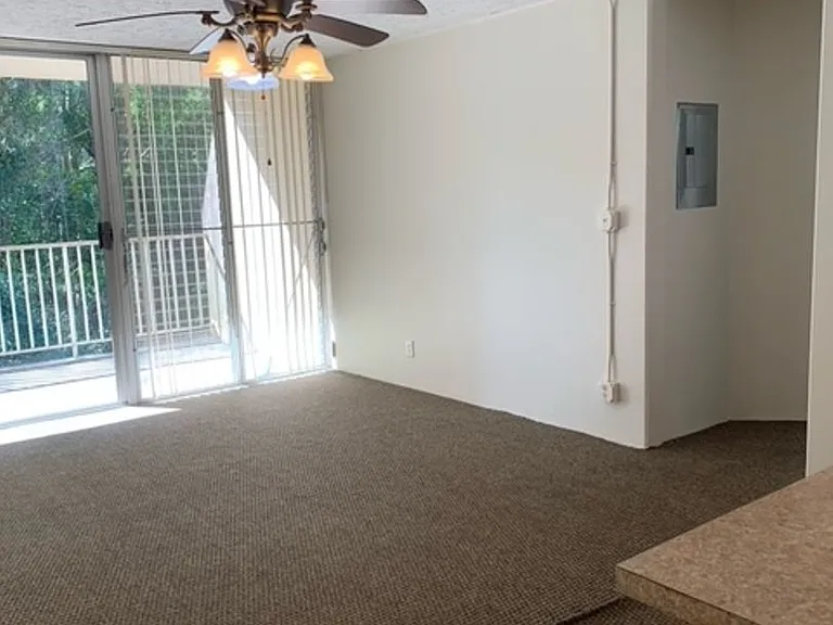 95-2039 Waikalani Pl #C303 — Photo 4