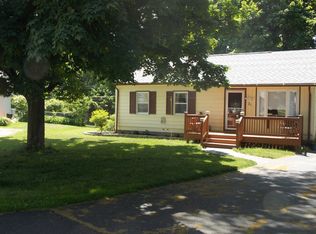 21 Salem Cir, Victor, NY 14564