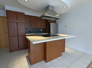 550 Queens Quay W #1007, Toronto, ON M5V 3M8