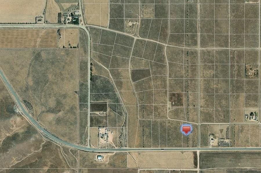 2nd image of Highway 138 W