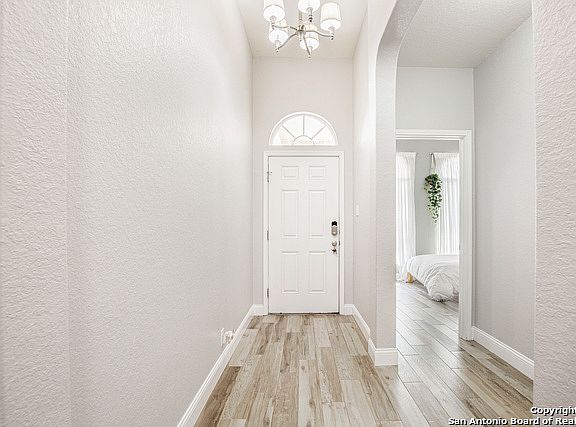 4th image of 8719 Dove Oak Ln