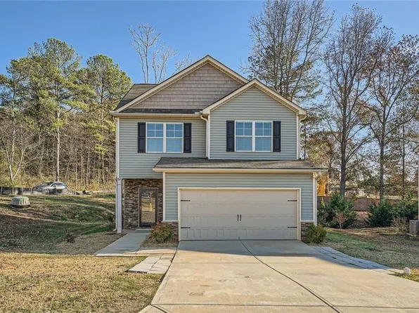 21 Old Country Trl, Dallas, GA 30157