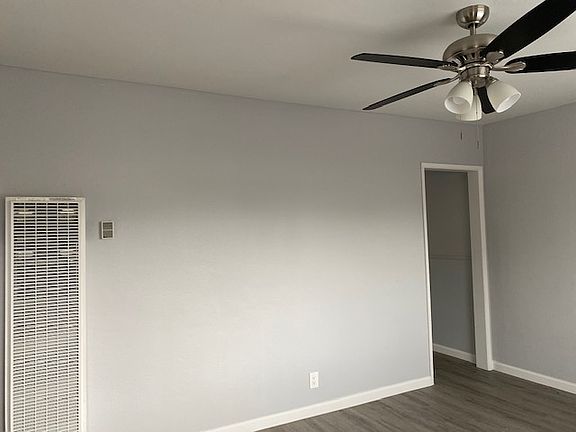 5th image of 5933 N Gaviota Ave