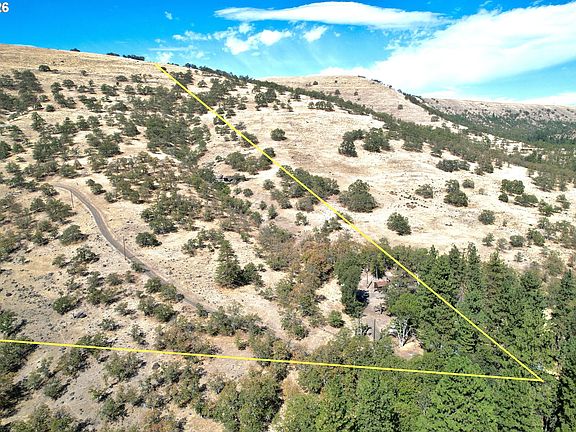2nd image of 4695 Browns Creek Rd