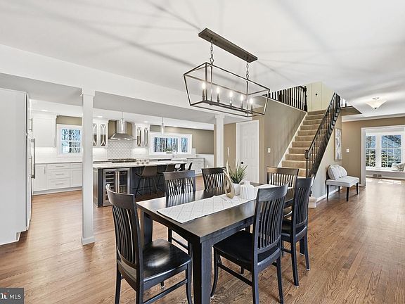 3rd image of 7519 Wilderness Way