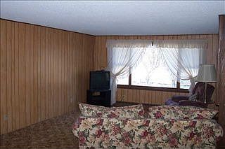 4th image of 720 Upper Sherman Ave
