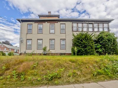 105 Syrek St, Chicopee, MA, 01020