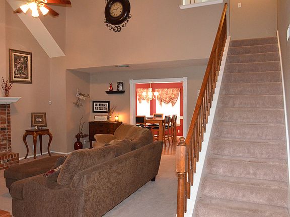 3rd image of 2504 W South Park St