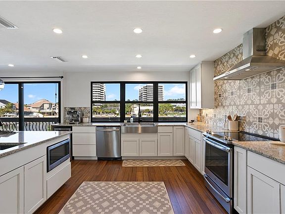3rd image of 5953 Seabird Dr S