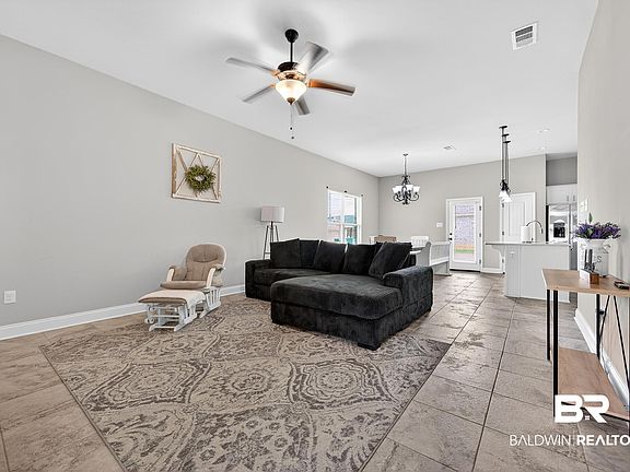 5th image of 1084 Stella Rd