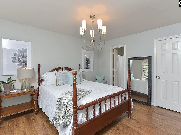 2823 Gadsden St — Photo 9