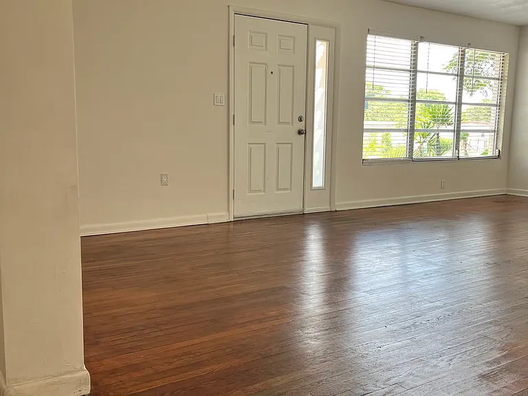 1317 Elizabeth Ave — Photo 14