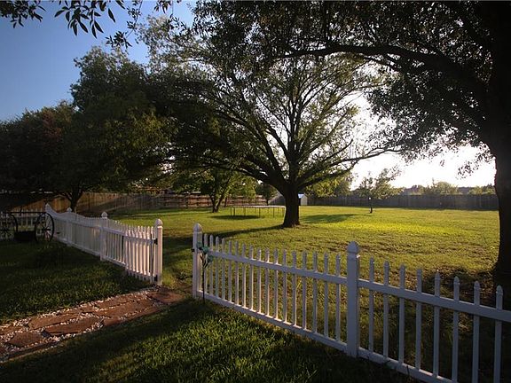 3rd image of 2020 Sunny Cir