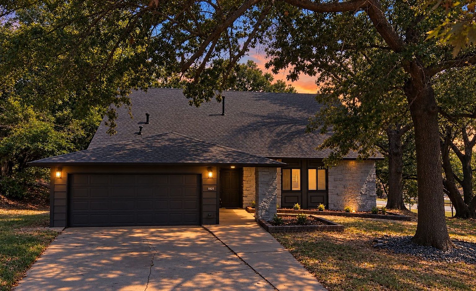 1825 N Xenophon Ave, Tulsa, OK 74127 | MLS #2633386 | Zillow