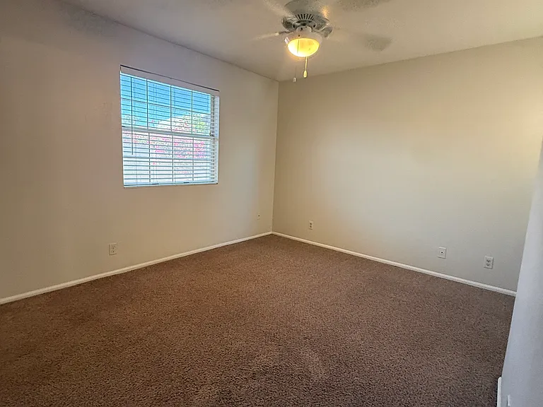2929 E Broadway Rd #29 — Photo 12