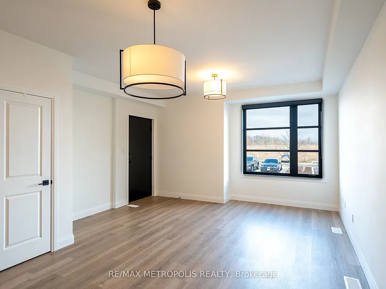 3900 Savoy St #121 — Photo 8