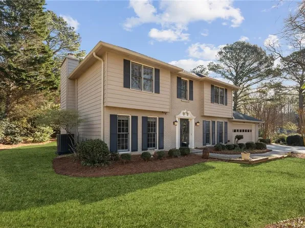 2648 Ravenoaks Pl, Marietta, GA 30062