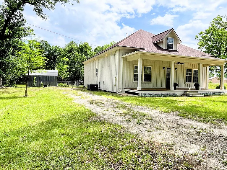 210 W Crescent Dr — Photo 40
