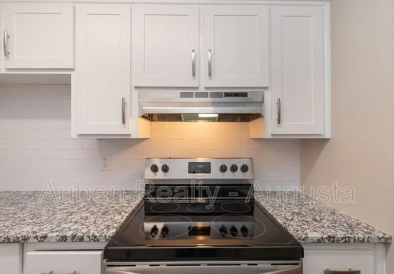 1604 Johns Rd #A — Photo 8