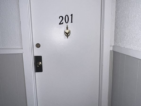 508 Lincoln Ave #201